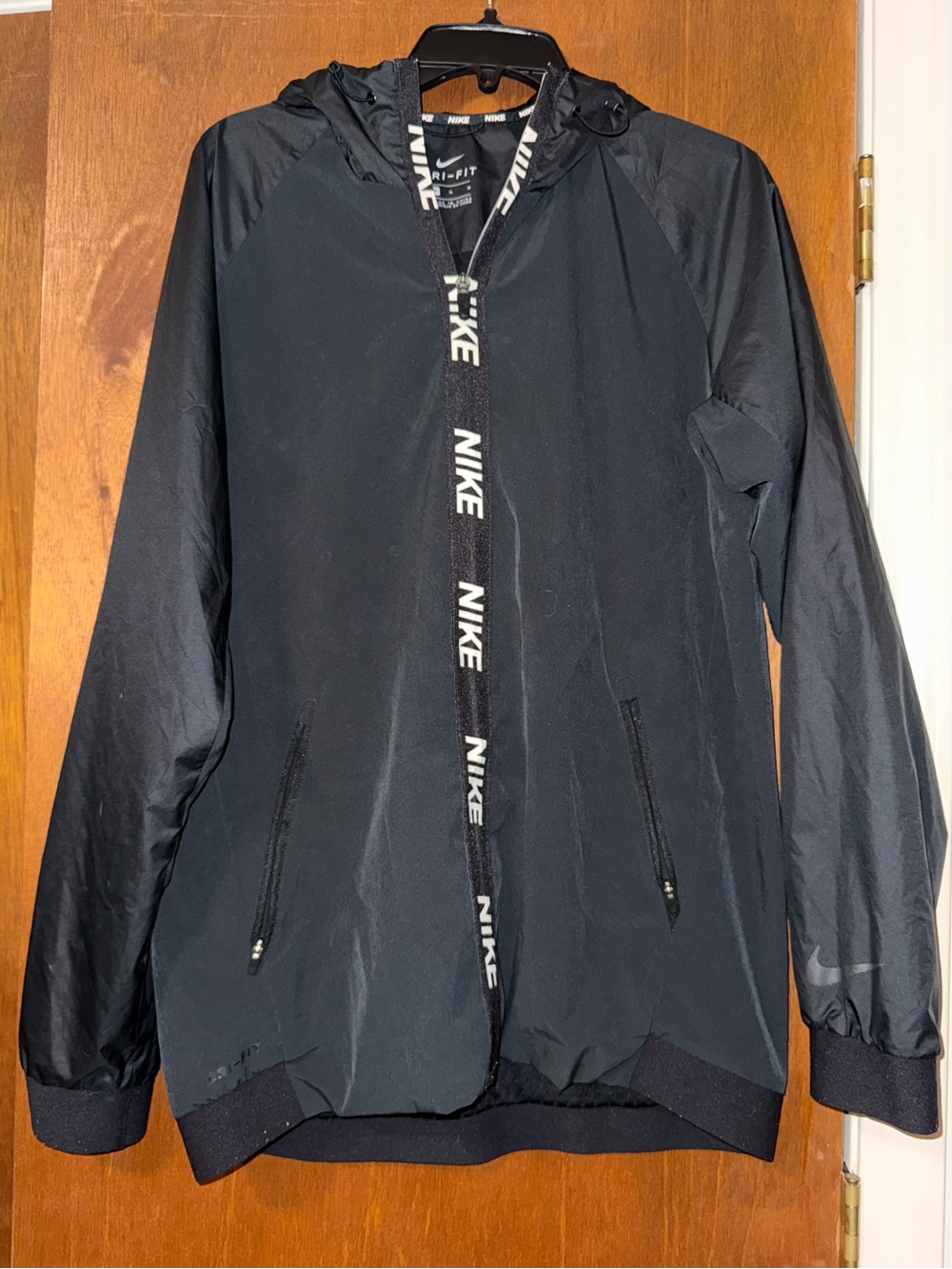 Nike Dri-FIT Gray Athletic Pullover with White Logo size M